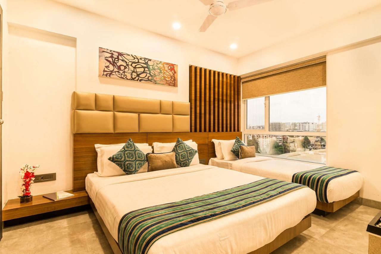 Hotel Wego Bombay Esterno foto