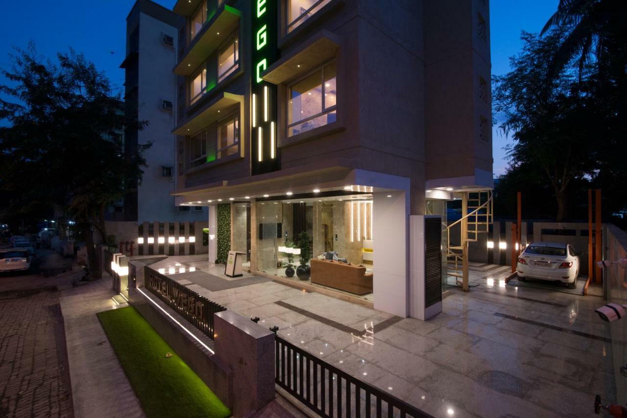 Hotel Wego Bombay Esterno foto